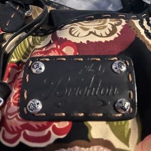 Floral canvas Brighton purse.